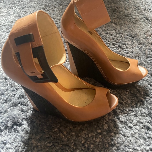 Brian Atwood sandals plateform - Picture 3 of 9